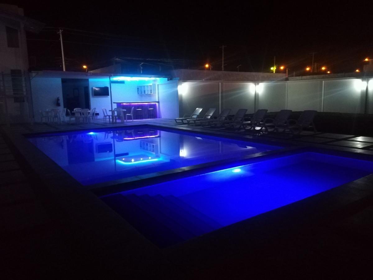 Manta Airport Hotel Extérieur photo
